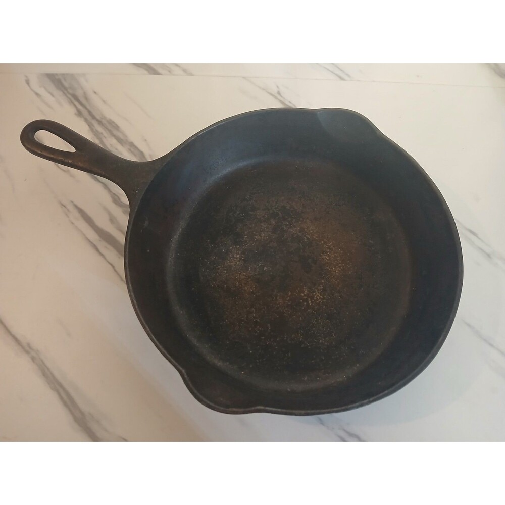 Vintage Griswold No. 6 Cast Iron Skillet 9"  Small Block Logo